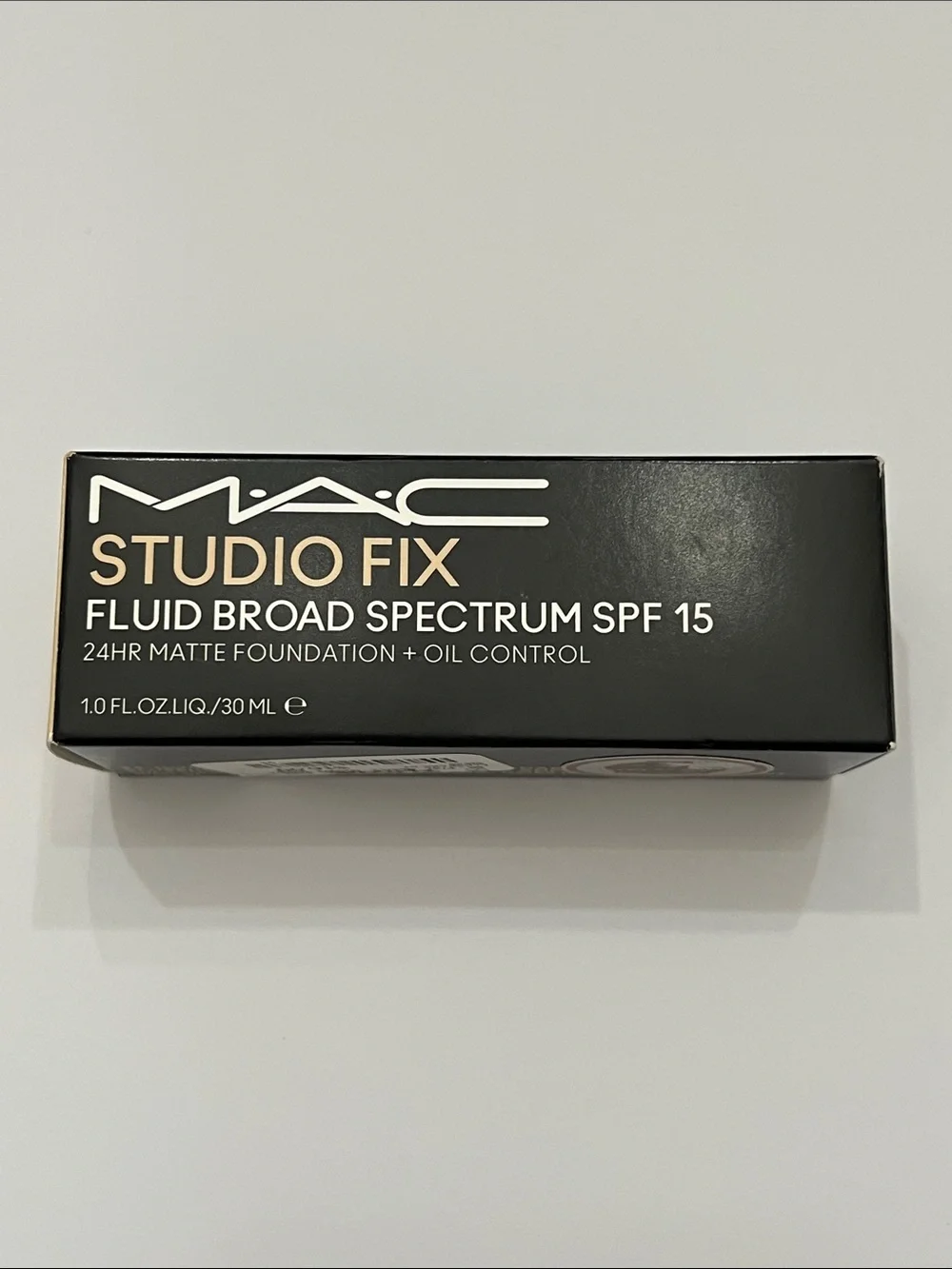 MAC - Studio Fix - Fluid Broad Spectrum SPF 15 - NC15